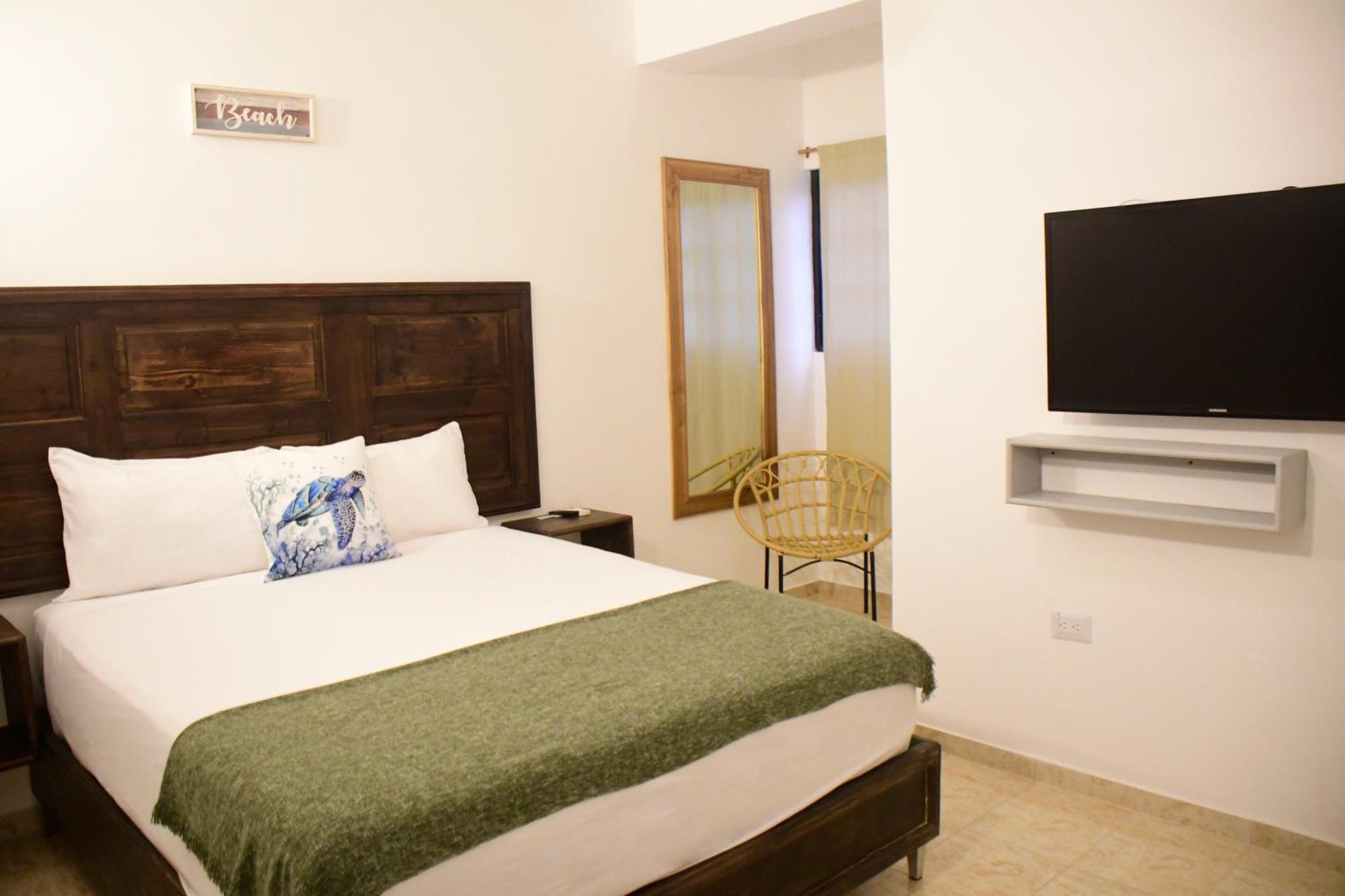 Hostal Marina Samana Εξωτερικό φωτογραφία